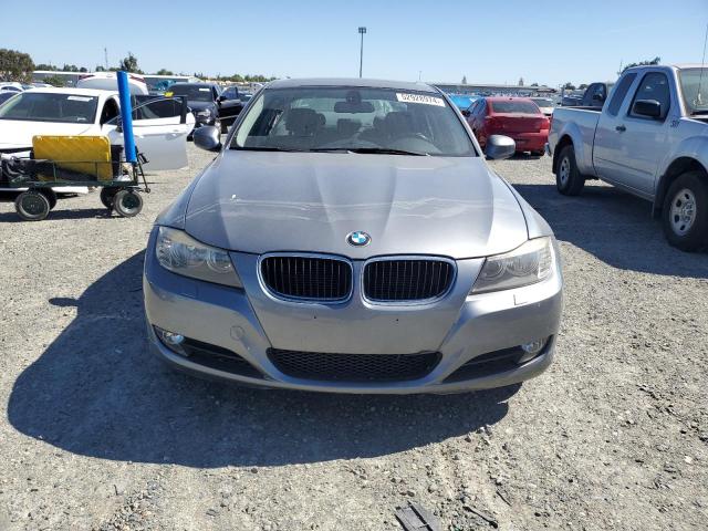 WBAPH7C57BE674706 - 2011 BMW 328 I GRAY photo 5