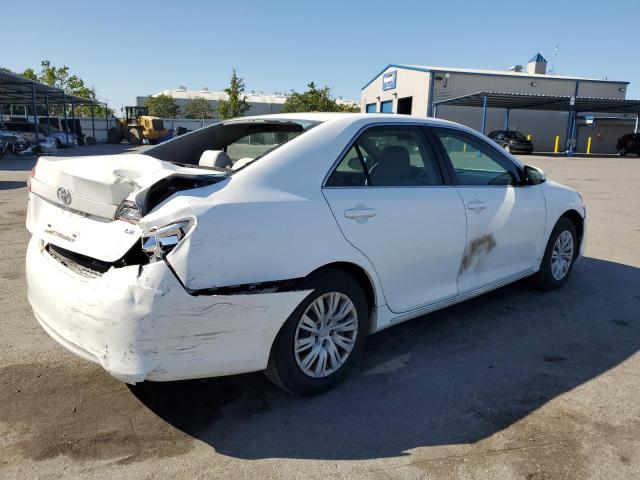 4T4BF1FK9CR258263 - 2012 TOYOTA CAMRY BASE WHITE photo 3