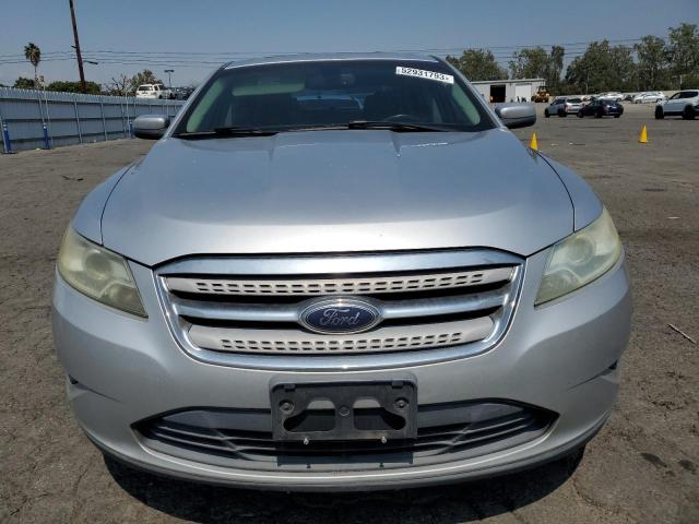 1FAHP2EW5AG116865 - 2010 FORD TAURUS SEL SILVER photo 5