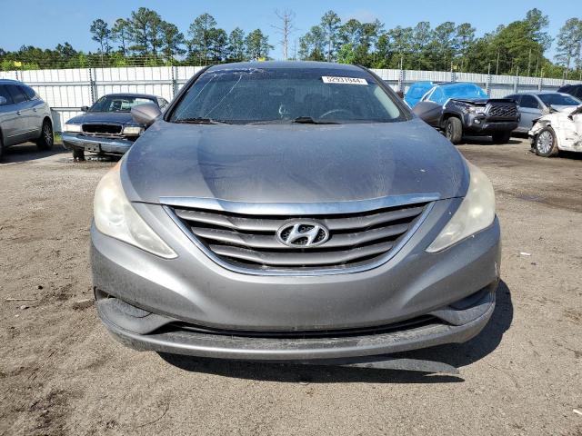 5NPEB4AC4CH399549 - 2012 HYUNDAI SONATA GLS GRAY photo 5