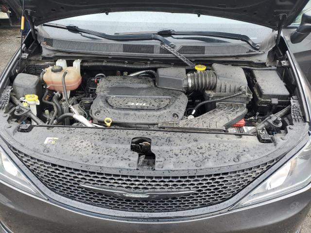 2C4RC1BG7JR175156 - 2018 CHRYSLER PACIFICA TOURING L GRAY photo 12