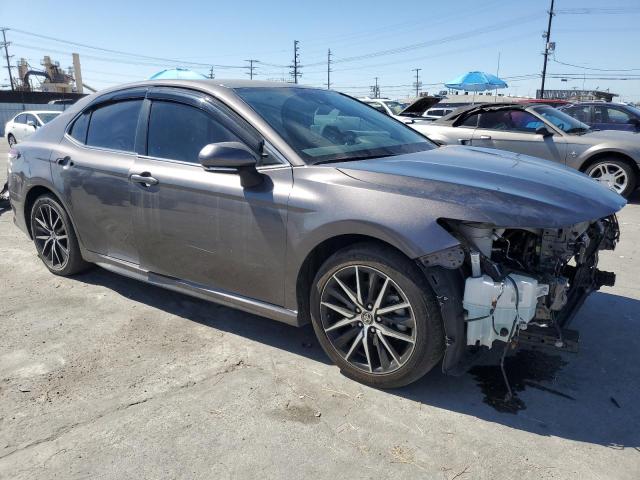 4T1G31AK4PU608114 - 2023 TOYOTA CAMRY SE NIGHT SHADE GRAY photo 4