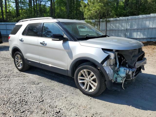 1FM5K8D8XEGB31672 - 2014 FORD EXPLORER XLT SILVER photo 4