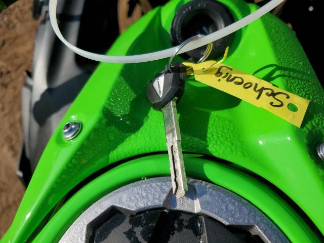 ML5EXER18PDA80948 - 2023 KAWASAKI EX650 R GREEN photo 8