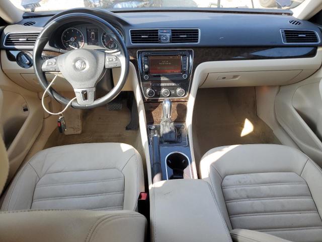 1VWCM7A32FC005076 - 2015 VOLKSWAGEN PASSAT SEL BLUE photo 8