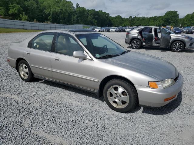 1HGCD5607VA269170 - 1997 HONDA ACCORD SE BEIGE photo 4