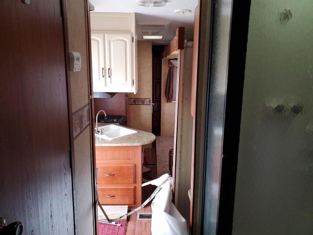 4YDF32022AB631186 - 2010 KEYSTONE OUTBACK WHITE photo 9