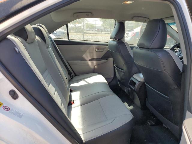 4T1BF1FK9GU183371 - 2016 TOYOTA CAMRY LE WHITE photo 10