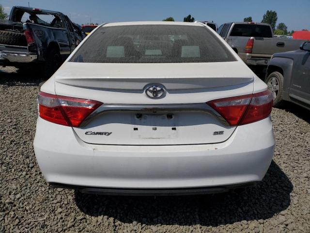 4T1BF1FK9GU183371 - 2016 TOYOTA CAMRY LE WHITE photo 6