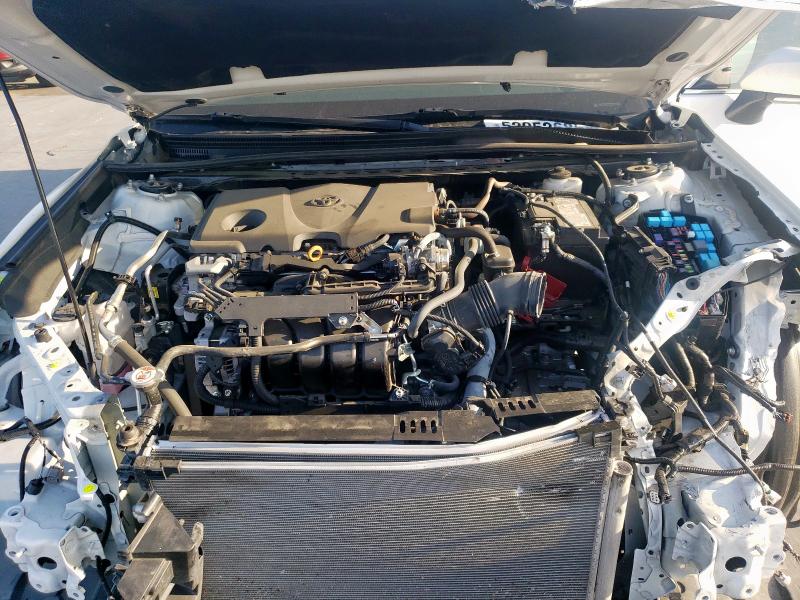 4T1T11AKXRU895398 - 2024 TOYOTA CAMRY SE NIGHT SHADE WHITE photo 11