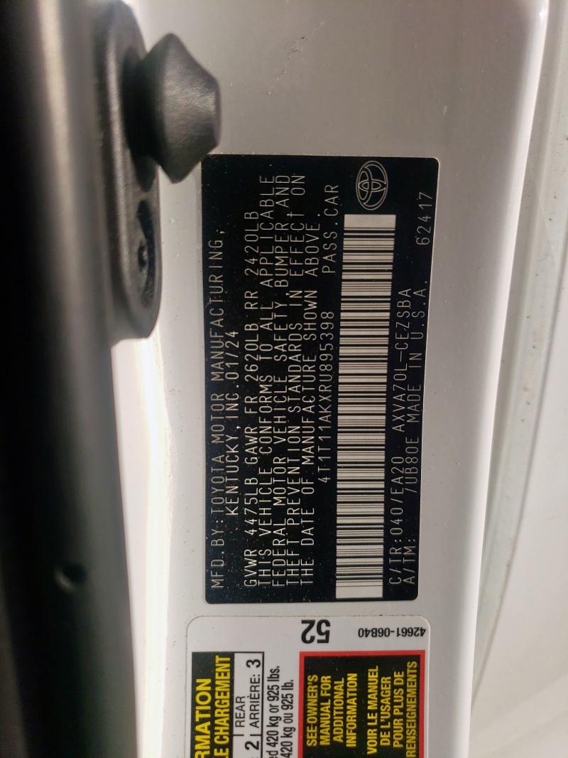 4T1T11AKXRU895398 - 2024 TOYOTA CAMRY SE NIGHT SHADE WHITE photo 13