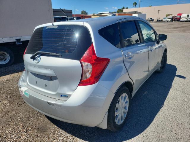 3N1CE2CP0FL384072 - 2015 NISSAN VERSA NOTE S GRAY photo 4