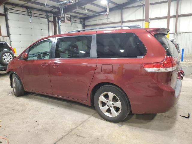 5TDKK3DC7DS381986 - 2013 TOYOTA SIENNA LE BURGUNDY photo 2