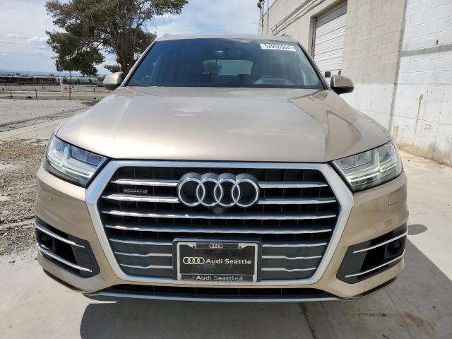 WA1VAAF79JD004744 - 2018 AUDI Q7 PRESTIGE BEIGE photo 5