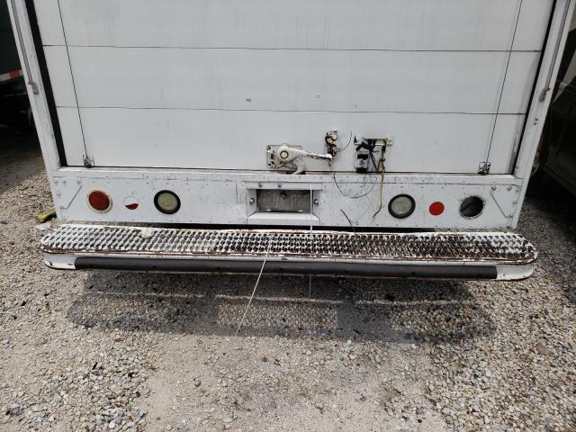 4UZAANBW56CW97099 - 2006 FREIGHTLINER CHASSIS M LINE WALK-IN VAN WHITE photo 11