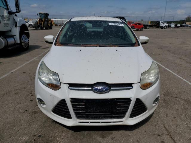 1FAHP3H26CL424281 - 2012 FORD FOCUS SEL WHITE photo 5