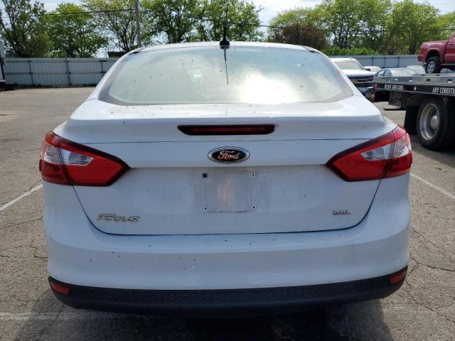 1FAHP3H26CL424281 - 2012 FORD FOCUS SEL WHITE photo 6