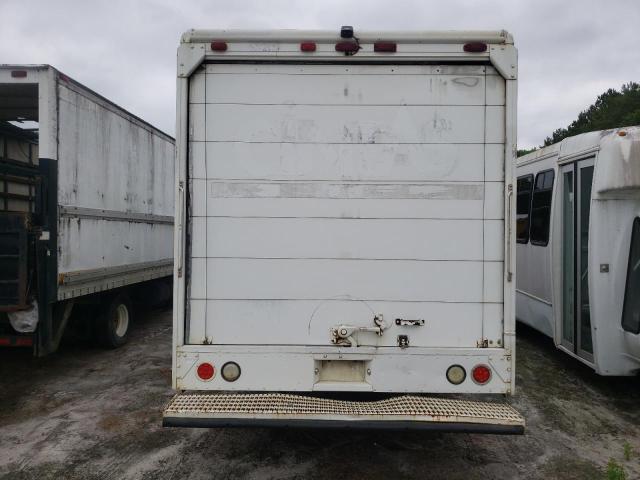 4UZA4FA46YCF32567 - 2000 FREIGHTLINER CHASSIS M LINE WALK-IN VAN WHITE photo 6