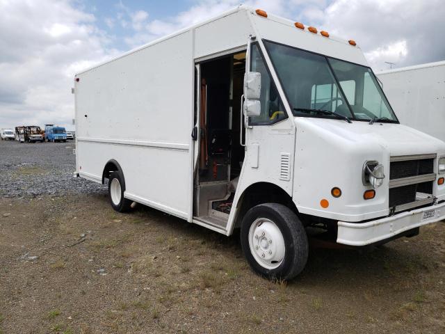 4UZAANCP23CM06707 - 2003 FREIGHTLINER CHASSIS M LINE WALK-IN VAN WHITE photo 4