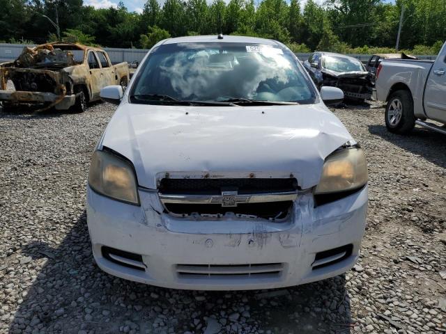 KL1TD5DE6AB101657 - 2010 CHEVROLET AVEO LS WHITE photo 5