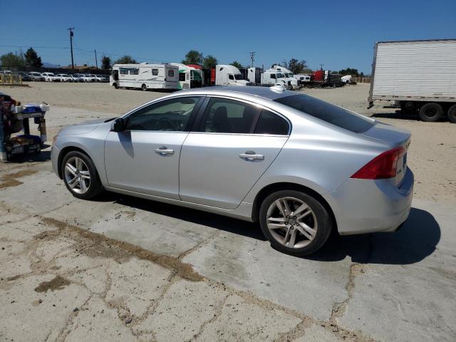 YV140MFK6F2353318 - 2015 VOLVO S60 PREMIER SILVER photo 2