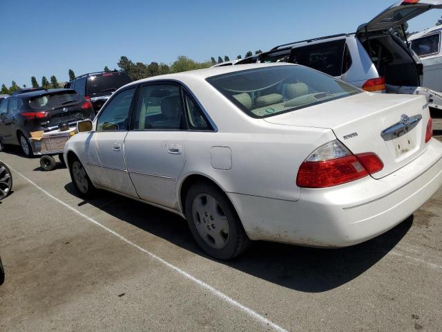 4T1BF28B03U284859 - 2003 TOYOTA AVALON XL WHITE photo 2