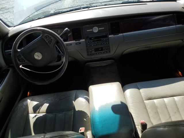 1LNHM81W04Y651382 - 2004 LINCOLN TOWN CAR EXECUTIVE Silber Foto 8