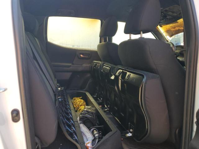 3TMCZ5AN9PM637552 - 2023 TOYOTA TACOMA DOUBLE CAB WHITE photo 10