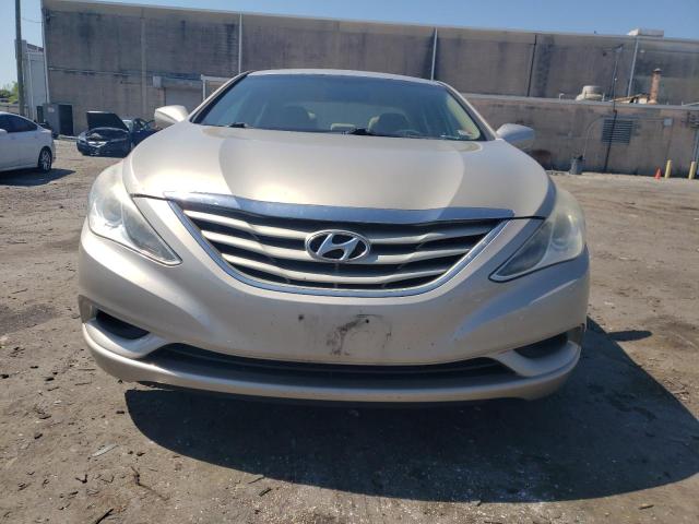 5NPEB4AC8BH023533 - 2011 HYUNDAI SONATA GLS BEIGE photo 5