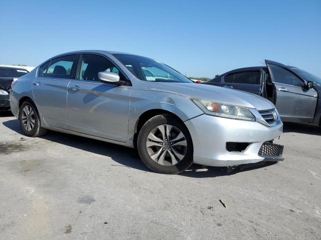 1HGCR2E38DA149999 - 2013 HONDA ACCORD LX SILVER photo 4