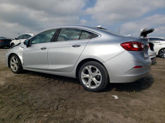 1G1BF5SM9J7205631 - 2018 CHEVROLET CRUZE PREMIER SILVER photo 2