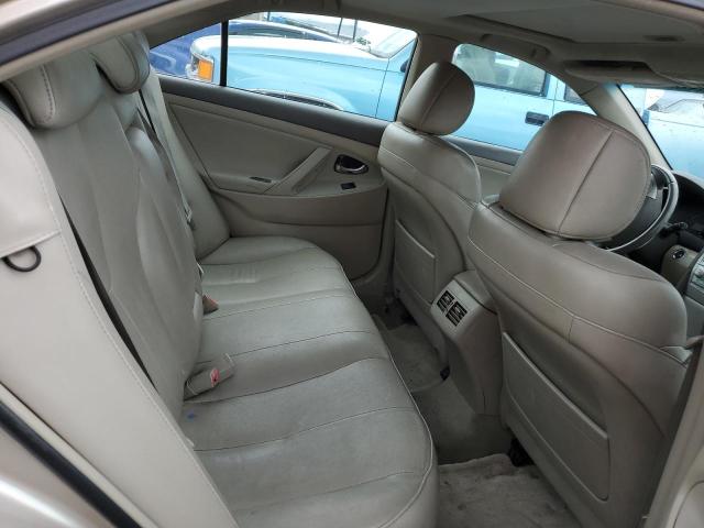 4T1BB46K07U013428 - 2007 TOYOTA CAMRY HYBRID TAN photo 10