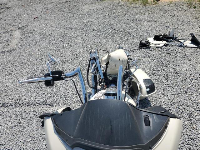 1HD1KHC14NB621902 - 2022 HARLEY-DAVIDSON FLTRX 白色 照片 5