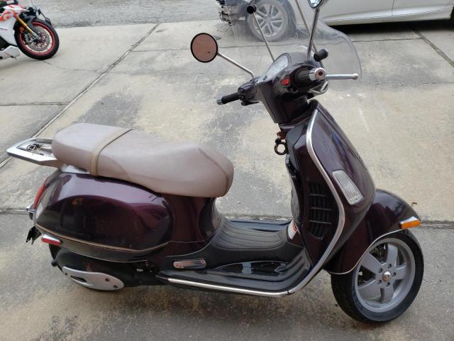 ZAPM319K875007793 - 2007 VESPA GRANTURISM 200 PURPLE photo 1