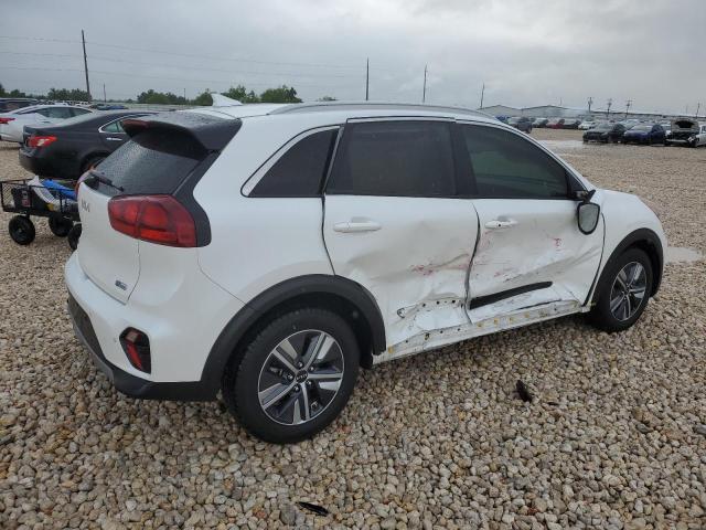 KNDCB3LC2N5527773 - 2022 KIA NIRO LX WHITE photo 3