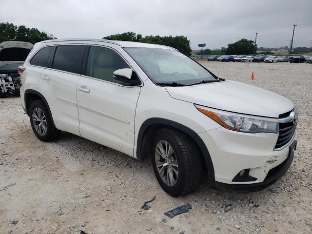 5TDKKRFH4FS064228 - 2015 TOYOTA HIGHLANDER XLE WHITE photo 4