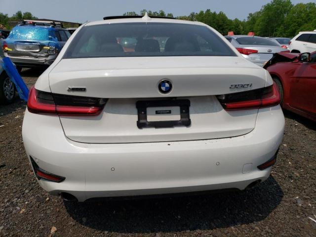 3MW5R7J56K8B02844 - 2019 BMW 330XI WHITE photo 6