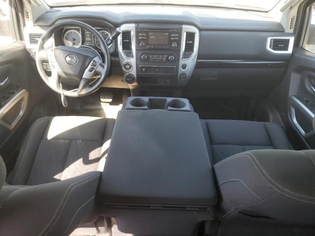 1N6AA1EJ3HN541144 - 2017 NISSAN TITAN S RED photo 8