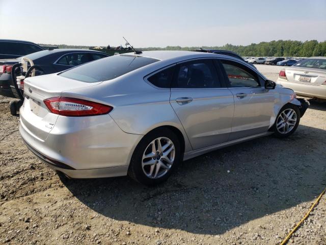 3FA6P0HR8DR335656 - 2013 FORD FUSION SE SILVER photo 3