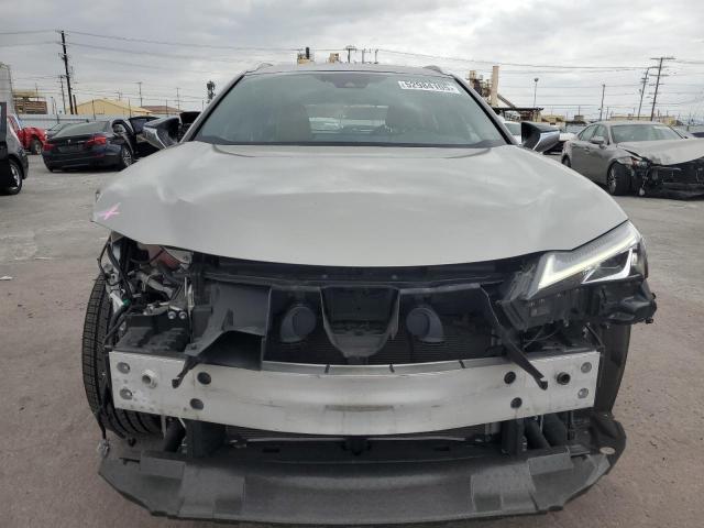 JTHY3JBH2K2017553 - 2019 LEXUS UX 200 SILVER photo 5