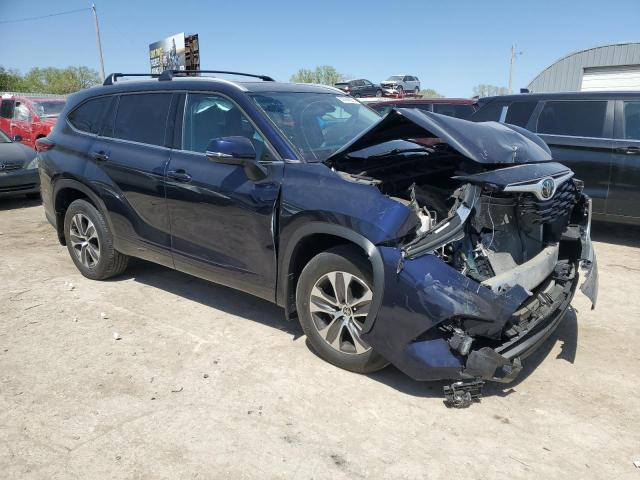 5TDHZRBH9NS241589 - 2022 TOYOTA HIGHLANDER XLE BLUE photo 4