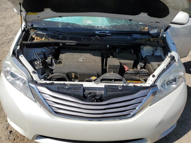 5TDYK3DC0FS660600 - 2015 TOYOTA SIENNA XLE WHITE photo 12