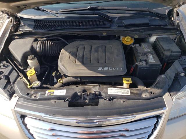 2C4RC1GG7FR711247 - 2015 CHRYSLER TOWN & COU LIMITED PLATINUM GOLD photo 11