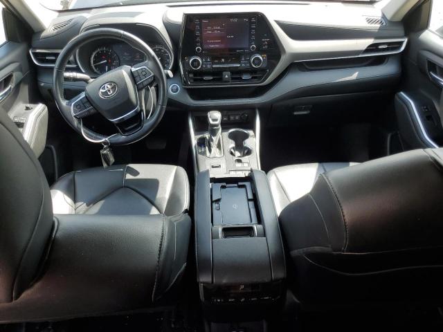 5TDGZRAH3MS537588 - 2021 TOYOTA HIGHLANDER XLE GRAY photo 8