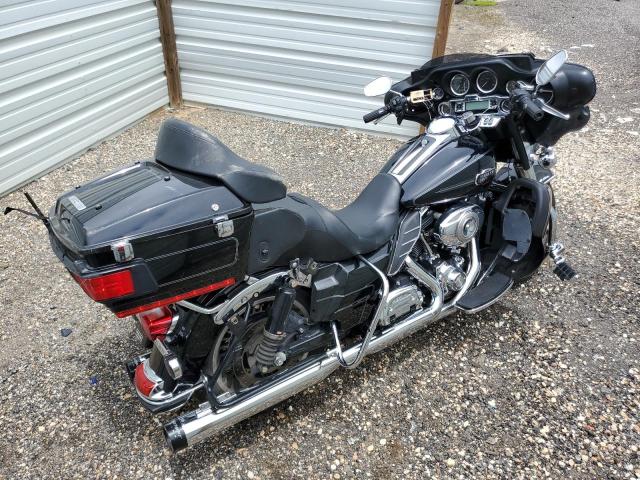 1HD1FC411BB678530 - 2011 HARLEY-DAVIDSON FLHTCU BLACK photo 4