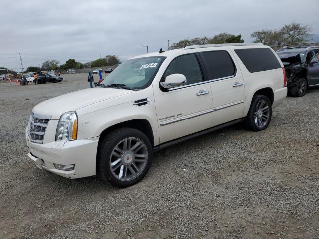 1GYS3KEF5DR328521 - 2013 CADILLAC ESCALADE ESV PLATINUM Кремовый фото 1