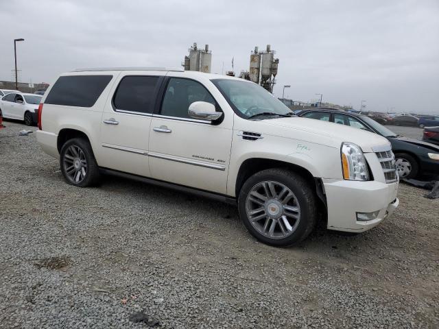 1GYS3KEF5DR328521 - 2013 CADILLAC ESCALADE ESV PLATINUM Кремовый фото 4
