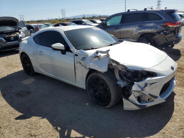 JF1ZNAA1XD1729585 - 2013 TOYOTA SCION FR-S WHITE photo 4