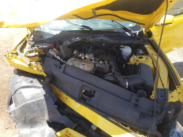 1FA6P8TH8F5400007 - 2015 FORD MUSTANG YELLOW photo 7