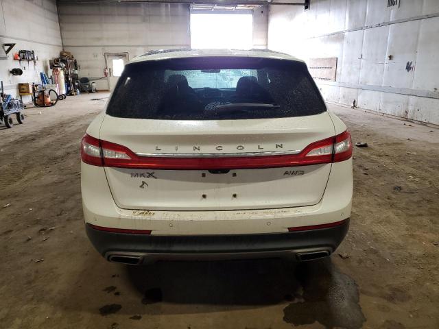 2LMTJ8LR1GBL61457 - 2016 LINCOLN MKX RESERVE თეთრი ფოტო 6